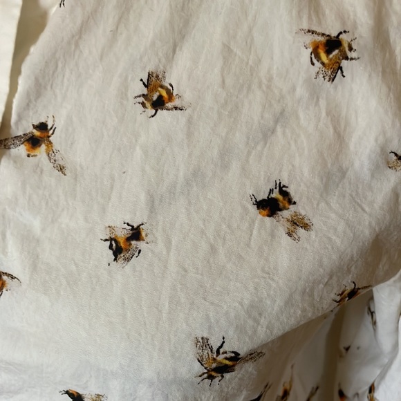 Victoria Beckham for Target Bee Print Long Sleeve Button Down Shirt - Picture 2 of 5